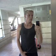  Tel Aviv-Yafo,   , 32 ,   
