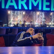  ,   Tony, 31 ,   