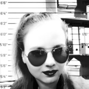  ,   Elena Flores, 28 ,   c 