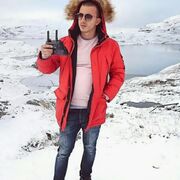  ,   Alex, 32 ,   