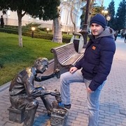  ,  Latifov, 33