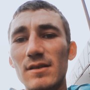  -,  Viktor, 31