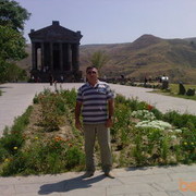  ,  Armen, 49
