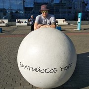  ,   Anatolyi, 37 ,   c 