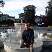  ,  Alex, 47