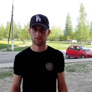  ,  Artur, 33