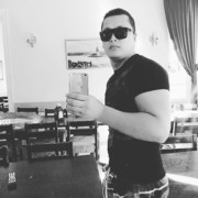  ,   LuiS, 31 ,   