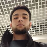  ,  Andre, 27