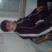 ,   Jaha, 42 ,  