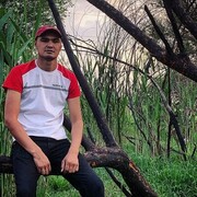  ,  Ualixan, 35