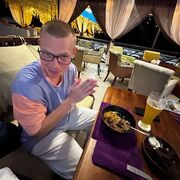  ,   Anton, 22 ,   ,   , c 