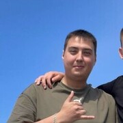  ,  Radik, 28