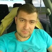  ,   Denis, 38 ,   ,   