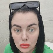  ,  Oksana, 44