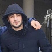  ,   Misak, 27 ,  