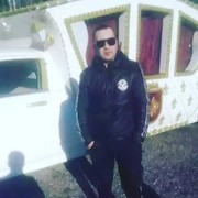 ,  Leon, 35