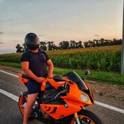  ,   Slavik, 31 ,   ,   