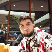  ,   Artur, 33 ,   ,   