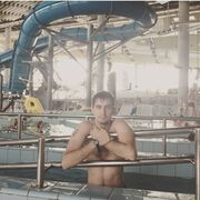  ,   Maxim, 33 ,   ,   , c , 