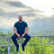  ,  Georg, 30