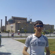  ,   Oybek, 33 ,   
