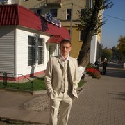  ,   Alex, 39 ,   