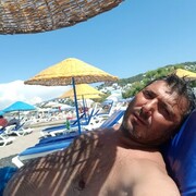  ,   Oktay, 44 ,   ,   , c , 