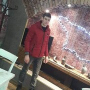  ,  Davit, 29