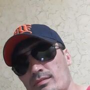  ,   Ali, 32 ,   ,   