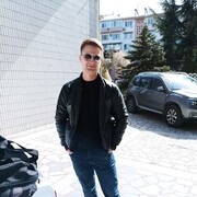  ,   Mike, 32 ,   ,   