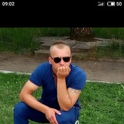  ,  Vitalij, 40