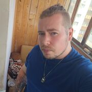 ,   Denis, 37 ,   , 