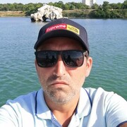  ,   Albert, 41 ,   ,   