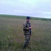  ,   Viktor, 40 ,   ,   