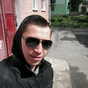  ,  Dima, 24