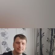  ,  Oleg, 40