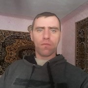  ,  ANDRIY, 40