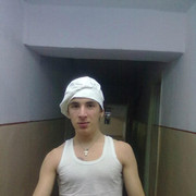  ,   Gosha, 33 ,   