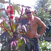  ,   Pavel, 42 ,   
