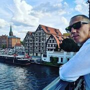  ,  Ivan, 35