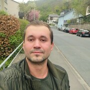  Gackenbach,  Dima, 35