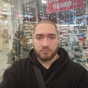  ,  Alex, 31