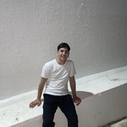  ,   Enzo, 25 ,   ,   