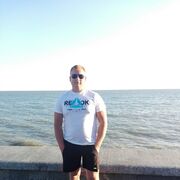  ,   Alex, 40 ,   ,   