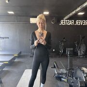  Tocna,  Alona, 41