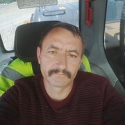  ,  Viktor, 48