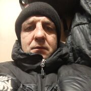  ,   Dan, 43 ,   ,   