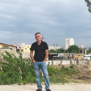  ,  Gio, 44