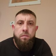  ,  Radik, 40