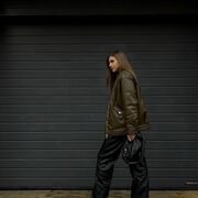  -,   , 22 ,   ,   